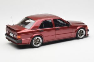 Mercedes 190E 2.5-16 W201 RAUH-Welt Republik Rdeč Otto 1:18 OT1083 Smola – slika 2 od 6