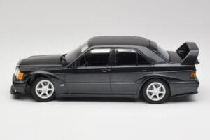 Mercedes 190E W201 2.5-16 EVO 2 Črna Metallic Minichamps 1:18 155036100 Kovina – slika 3 od 6