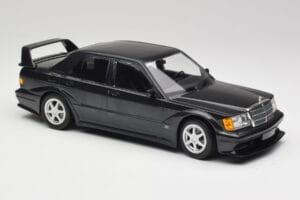Mercedes 190E W201 2.5-16 EVO 2 Črna Metallic Minichamps 1:18 155036100 Kovina – slika 4 od 6