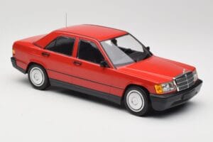 Mercedes 190E W201 Rdeč Minichamps 1:18 155037000 Kovina – slika 4 od 6
