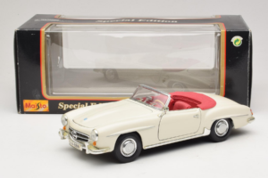 Mercedes 190SL Bel Maisto 1:18 50274 Kovina – slika 8 od 8