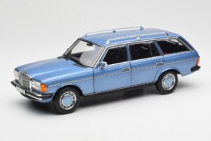 Mercedes 200 S123 T-Model Diamond Moder Dealer Edition Norev 1:18 B66040671 Kovina