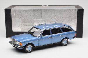 Mercedes 200 S123 T-Model Diamond Moder Dealer Edition Norev 1:18 B66040671 Kovina – slika 8 od 8