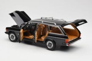 Mercedes 200 T S123 Črn Norev 1:18 183735 Kovina – slika 5 od 8