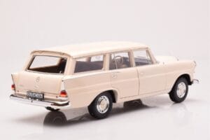 Mercedes 200 Universal W110 Kremna Norev 1:18 183709 Kovina – slika 3 od 8