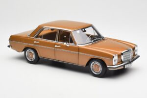 Mercedes 200 W115 Bycane Zlat Dealer Edition Norev 1:18 B66040665 Kovina – slika 6 od 8