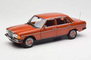 Mercedes 200 W123 English Rdeč Dealer Edition Norev 1:18 B66040653 Kovina