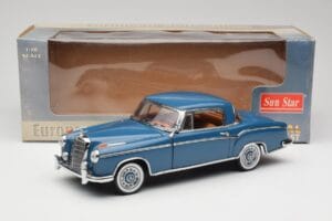Mercedes 220 SE W128 Modra Sun Star 1:18 3561 Kovina – slika 8 od 8