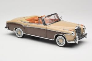 Mercedes 220 SE W128 Kabriolet Bronasto Rdeča Sun Star 1:18 3572 Kovina – slika 6 od 8