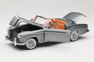 Mercedes 220 SE W128 Kabriolet Grey Metallic Sun Star 1:18 3352-M1 Kovina – slika 2 od 8