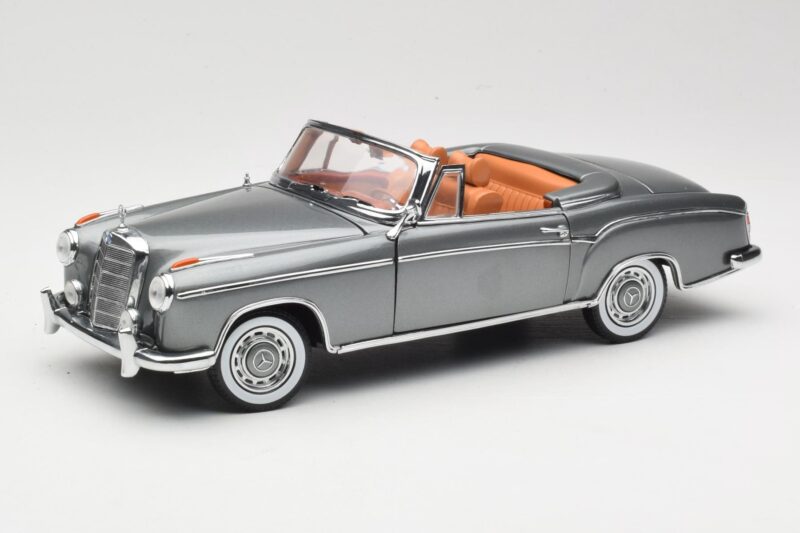 Mercedes 220 SE W128 Kabriolet Grey Metallic Sun Star 1:18 3352-M1 Kovina
