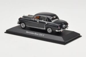 Mercedes 220S W180 Svetlosiva Minichamps 1:43 B66040534 Kovina – slika 3 od 4
