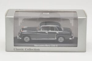 Mercedes 220S W180 Svetlosiva Minichamps 1:43 B66040534 Kovina – slika 4 od 4