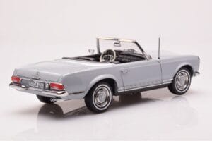Mercedes 230 SL W113 Pagoda Siv Norev 1:18 183990 Kovina – slika 4 od 8