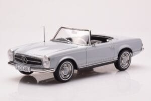 Mercedes 230 SL W113 Pagoda Siv Norev 1:18 183990 Kovina