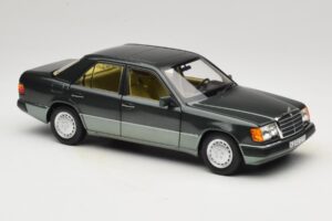 Mercedes 230E W124 Night Green Metallic Norev 1:18 183952 Kovina – slika 6 od 8
