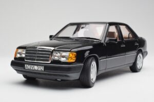 Mercedes 230E W124 AMG Wheels Črn Omejena Serija Norev 1:18 183950 Kovina – slika 9 od 12