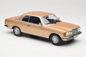 Mercedes 280 CE C123 Zlata Norev 1:18 183587 Kovina – slika 4 od 6