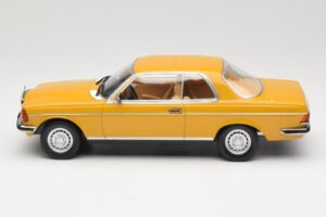 Mercedes 280 CE C123 Sahara Yellow Norev 1:18 183985 Kovina – slika 3 od 6
