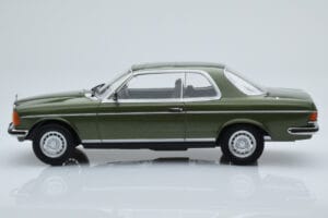 Mercedes 280 CE W123 Coupe Zelen Norev 1:18 183704 Kovina – slika 3 od 6