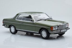 Mercedes 280 CE W123 Coupe Zelen Norev 1:18 183704 Kovina – slika 4 od 6