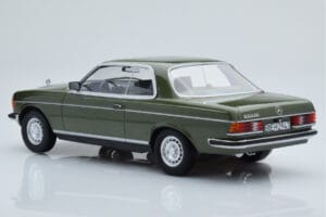 Mercedes 280 CE W123 Coupe Zelen Norev 1:18 183704 Kovina – slika 5 od 6