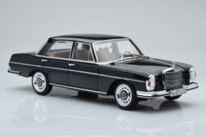 Mercedes 280 SE W108 Zelen Norev 1:18 183935 Kovina – slika 6 od 8
