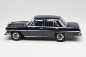 Mercedes 280 SE W108 Midnight Modra Norev 1:18 B66040597 Kovina – slika 4 od 8