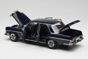 Mercedes 280 SE W108 Midnight Modra Norev 1:18 B66040597 Kovina – slika 5 od 8