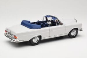 Mercedes 280 SE W111 Kabriolet Svetlo Siv Norev 1:18 183530 Kovina – slika 3 od 8