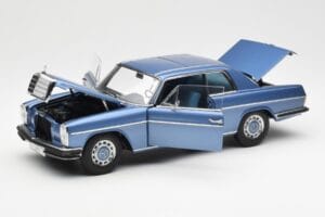 Mercedes 280C/8 W114 Coupe Modra Metallic AUTOart 1:18 76187 Kovina – slika 2 od 8