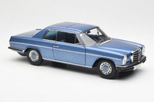 Mercedes 280C/8 W114 Coupe Modra Metallic AUTOart 1:18 76187 Kovina – slika 6 od 8