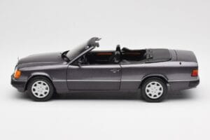 Mercedes 300 CE-24 W124 Kabriolet Vijolična Metallic Norev 1:18 183567 Kovina – slika 6 od 10