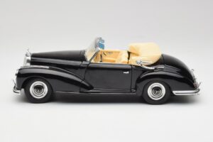 Mercedes 300 S W188 Kabriolet Črn Tchibo 1:18 36782 Kovina – slika 4 od 8