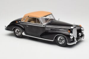 Mercedes 300 SC W188 Kabriolet Softtop Črn KK-Scale 1:18 KKDC180943 Kovina – slika 4 od 6
