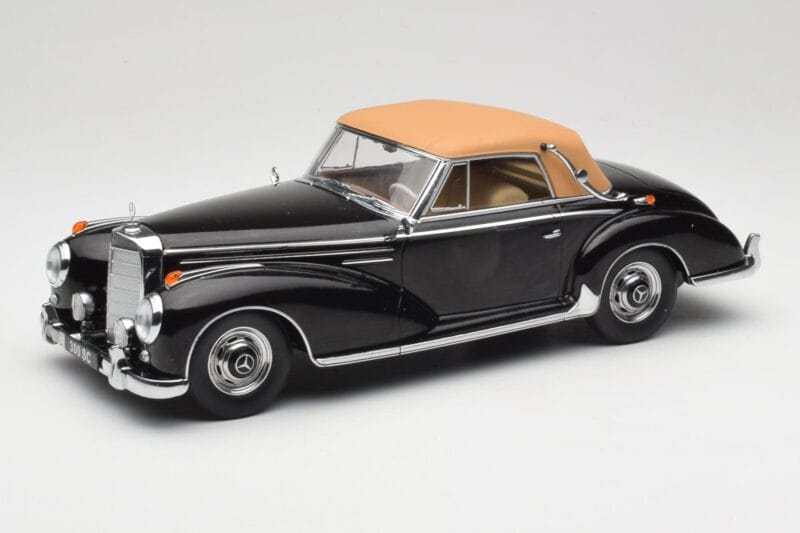 Mercedes 300 SC W188 Kabriolet Softtop Črn KK-Scale 1:18 KKDC180943 Kovina