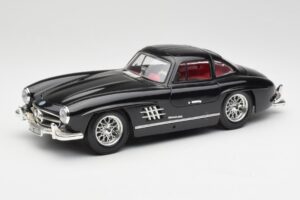 Mercedes 300 SL W198 Črn Bburago 1:18 35791 Kovina