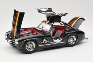 Mercedes 300 SL #38 1954 Bburago 1:18 3015-M1 Kovina – slika 2 od 8