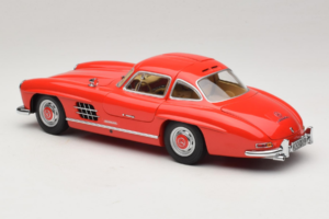 Mercedes 300 SL Gullwing Rdeč Minichamps 1:18 180039001 Kovina – slika 7 od 8