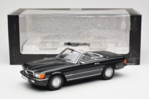 Mercedes 300 SL R107 Črn Pearl Dealer Edition Norev 1:18 B66040678 Kovina – slika 10 od 10