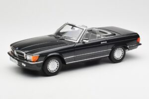 Mercedes 300 SL R107 Črn Pearl Dealer Edition Norev 1:18 B66040678 Kovina