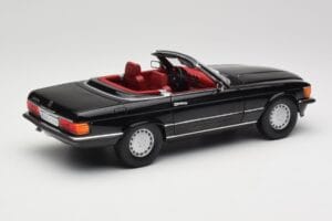Mercedes 300 SL R107 Črn Norev 1:18 183511 Kovina – slika 3 od 8