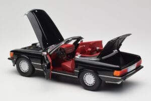 Mercedes 300 SL R107 Črn Norev 1:18 183511 Kovina – slika 5 od 8