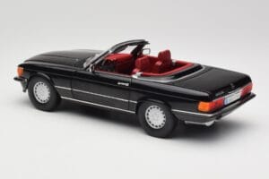 Mercedes 300 SL R107 Črn Norev 1:18 183511 Kovina – slika 7 od 8