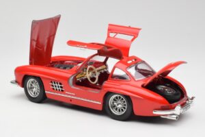 Mercedes 300 SL Rdeč Bburago 1:18 3015 Kovina – slika 5 od 8