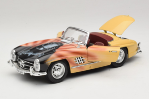 Mercedes 300 SL Roadster Rosemarie Muster Omejena Izdaja 18/27 Bburago 1:18 3023-M1 Kovina – slika 2 od 8