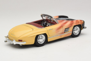 Mercedes 300 SL Roadster Rosemarie Muster Omejena Izdaja 18/27 Bburago 1:18 3023-M1 Kovina – slika 3 od 8