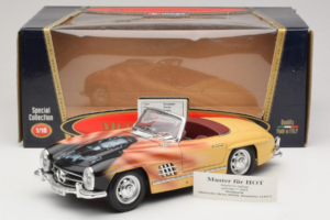 Mercedes 300 SL Roadster Rosemarie Muster Omejena Izdaja 18/27 Bburago 1:18 3023-M1 Kovina – slika 8 od 8