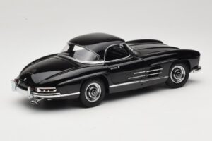 Mercedes 300 SL W198 Roadster With Hardtop Črn Minichamps 1:18 180039040 Kovina – slika 3 od 8