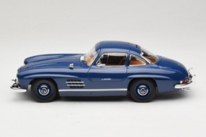 Mercedes 300 SL W198 Modra Norev 1:18 183852 Kovina – slika 4 od 8